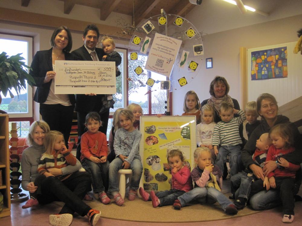 Die Pluspunkt Finanz und Pluspunkt Immo & Solar UG sponsern den katholischen Kindergarten St. Walburg